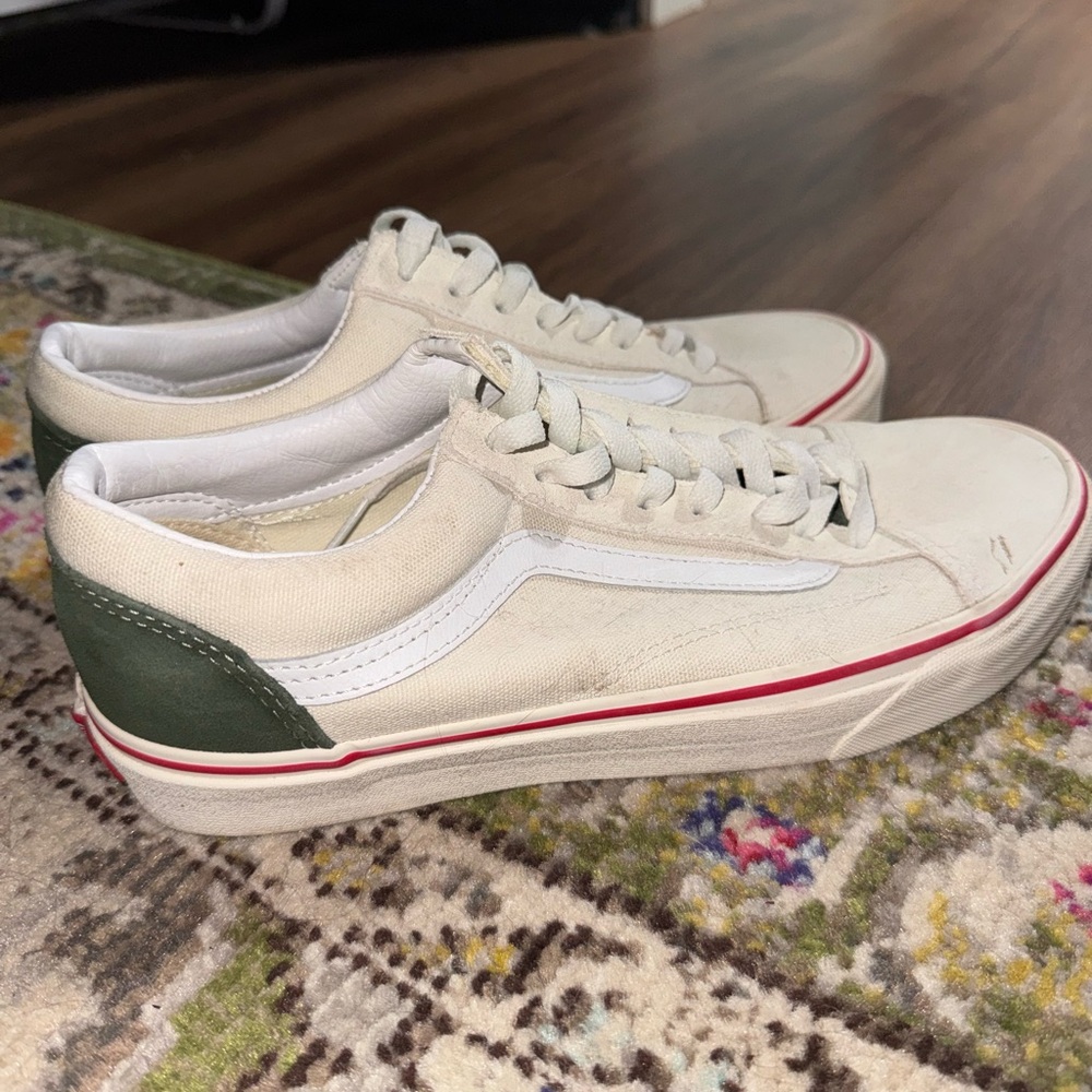 Vans Men's Cream and Green Sneakers